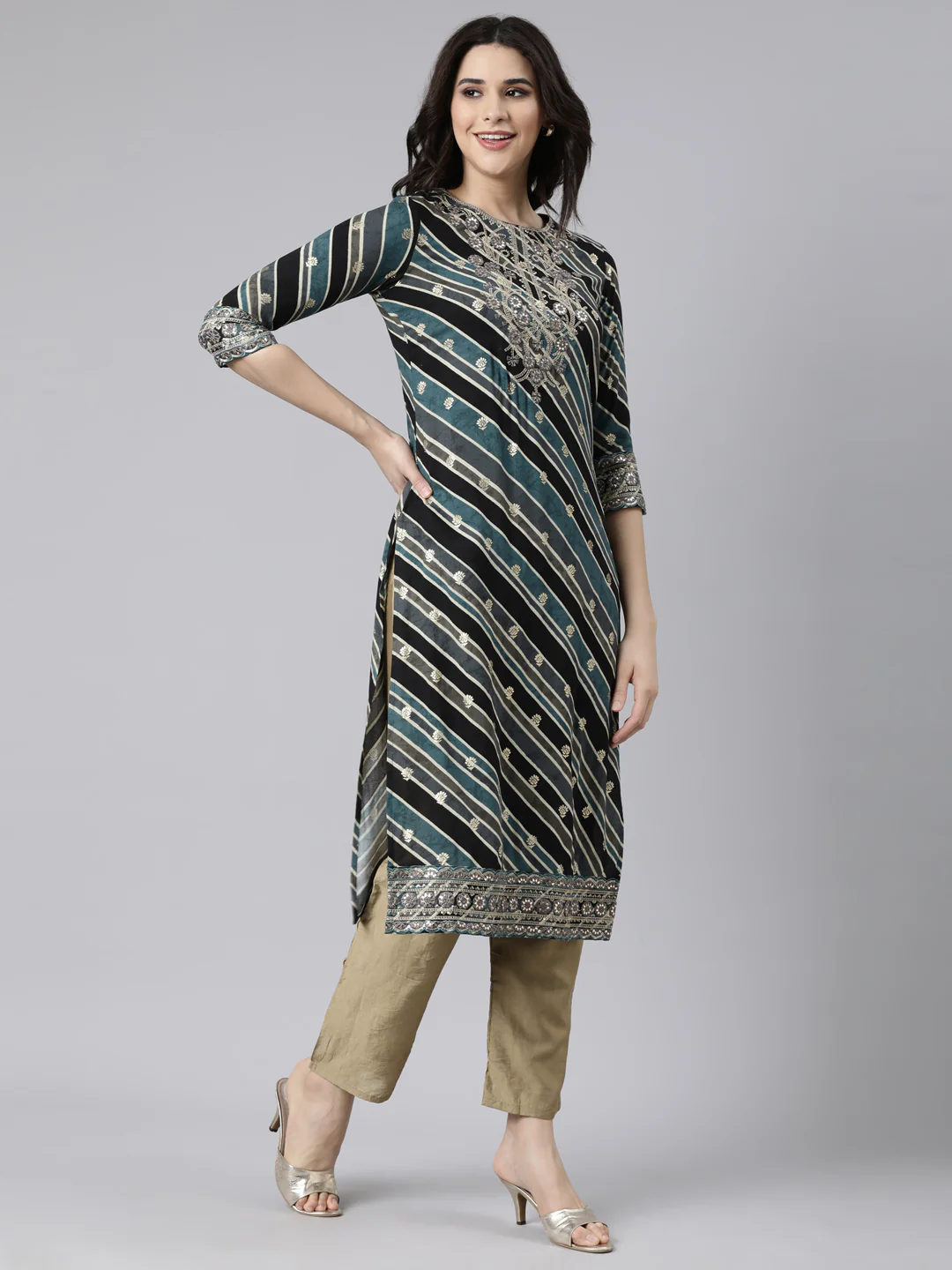 Neerus Grey Panelled Straight Striped Kurta - Image 2