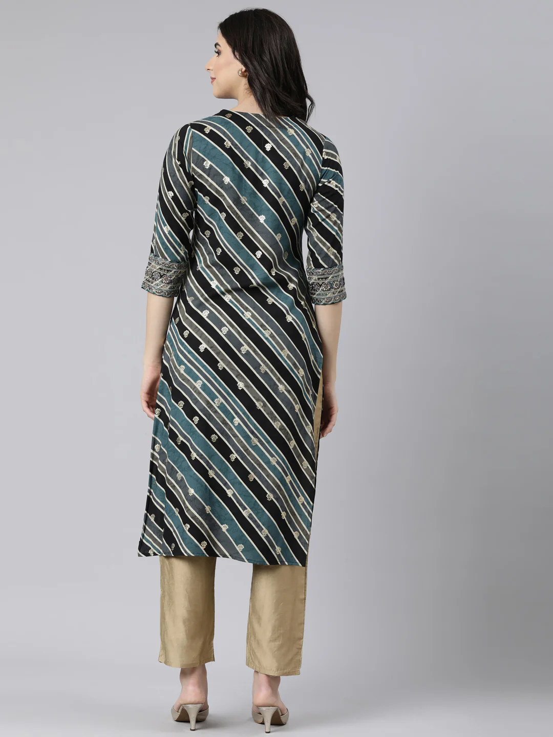Neerus Grey Panelled Straight Striped Kurta - Image 3
