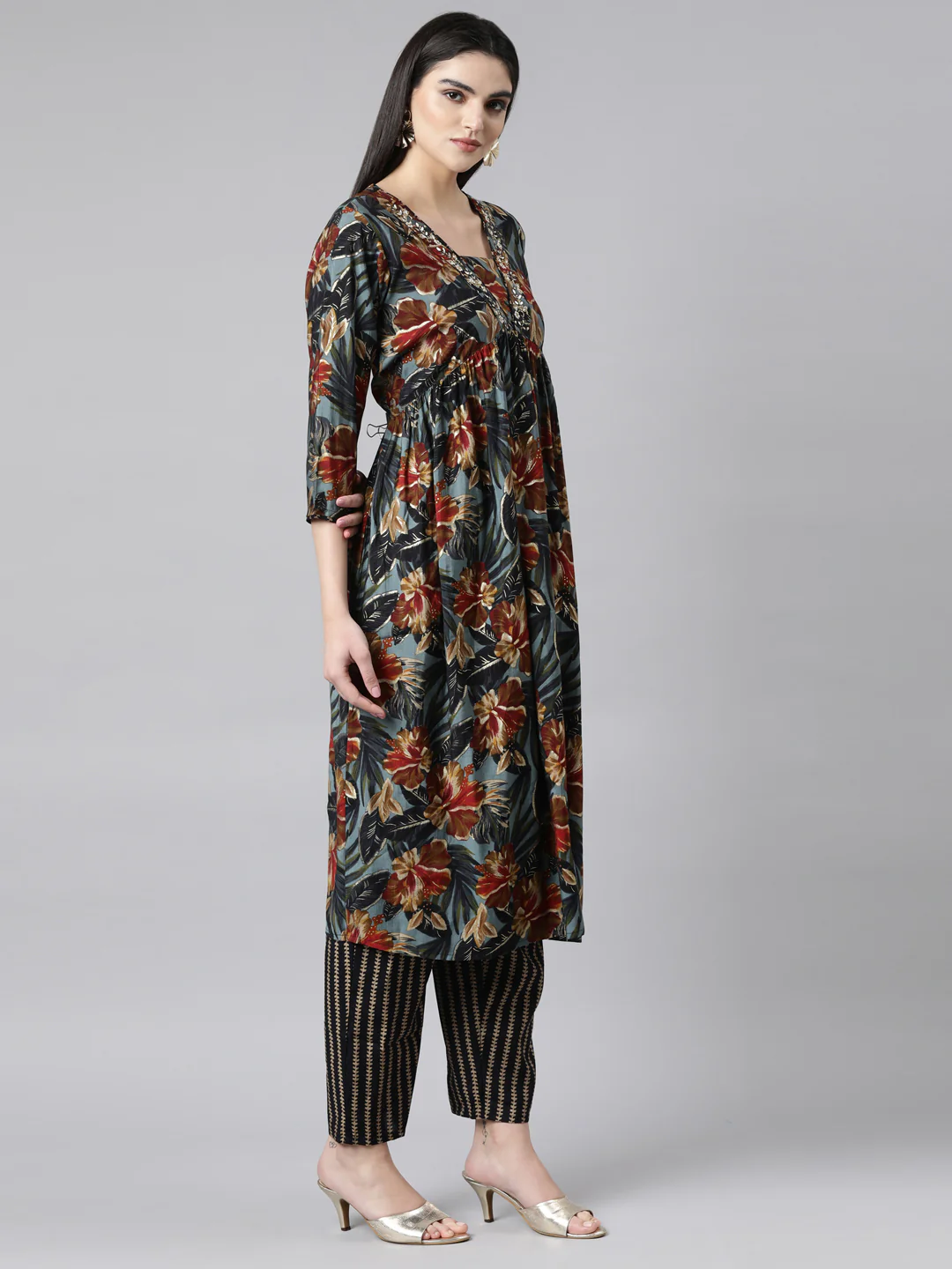 Neerus Grey Pleated Straight Floral Kurta And Trousers With Dupatta - Image 2