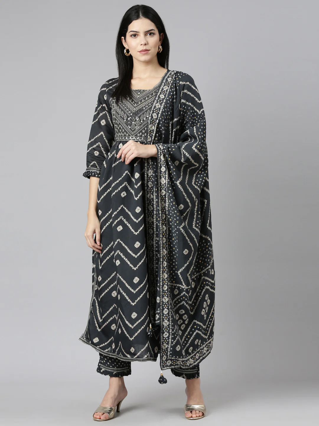 Neerus Grey Pleated Straight Printed Kurta And Trousers With Dupatta - Image 5