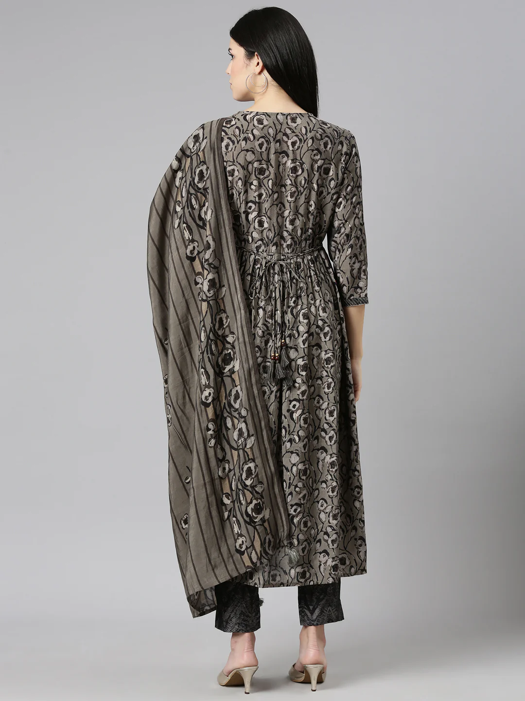 Neerus Grey Pleated Straight Printed Kurta And Trousers With Dupatta - Image 3