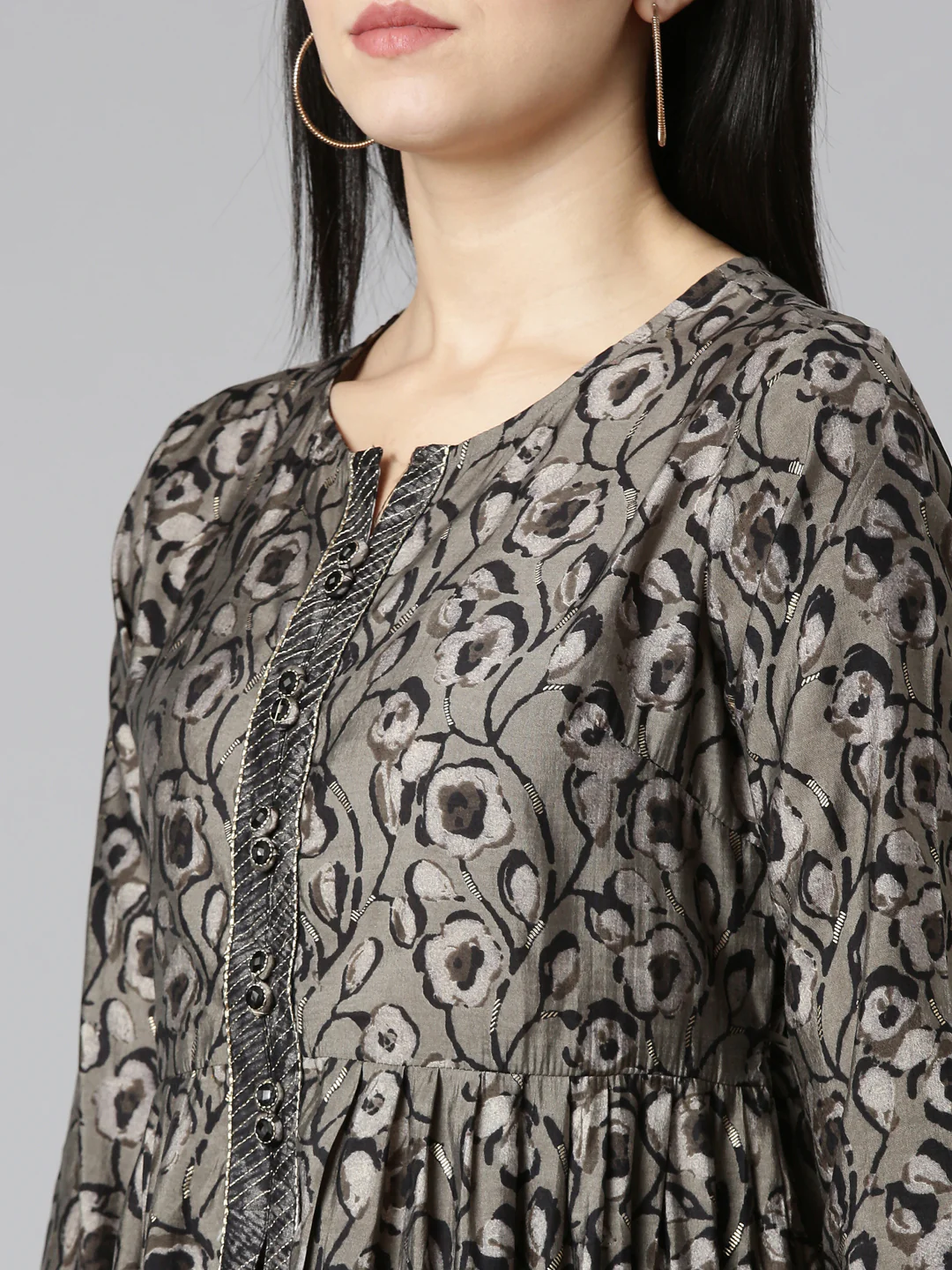 Neerus Grey Pleated Straight Printed Kurta And Trousers With Dupatta - Image 4