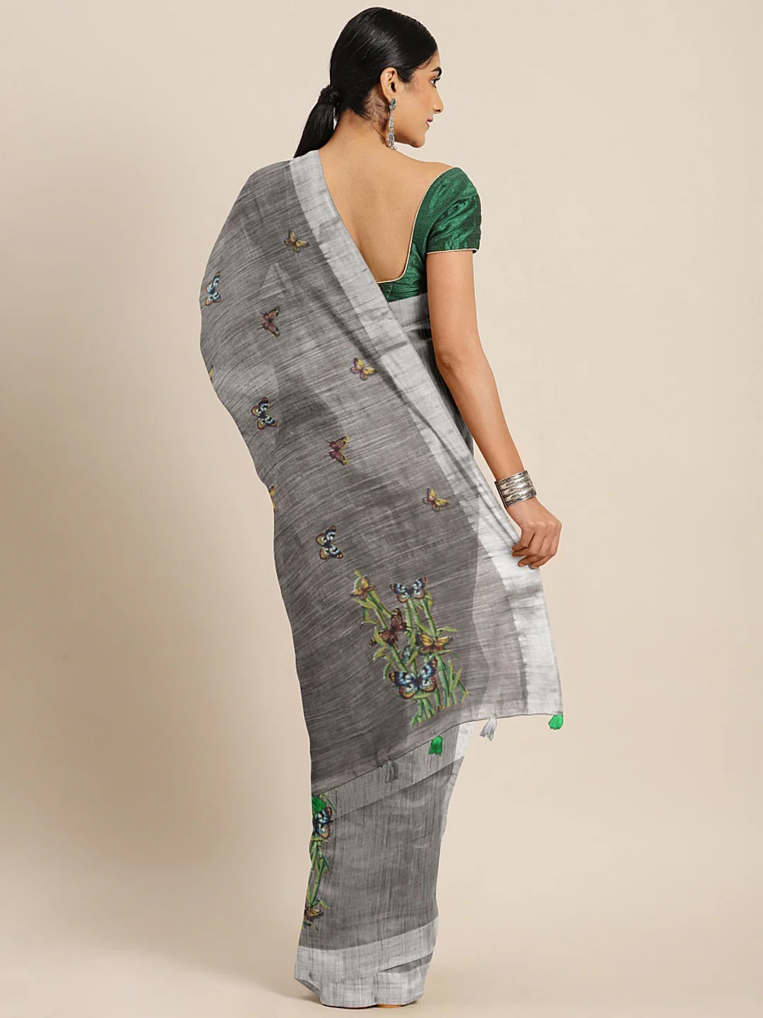 Neerus Grey Printed Saree With Blouse - Image 2