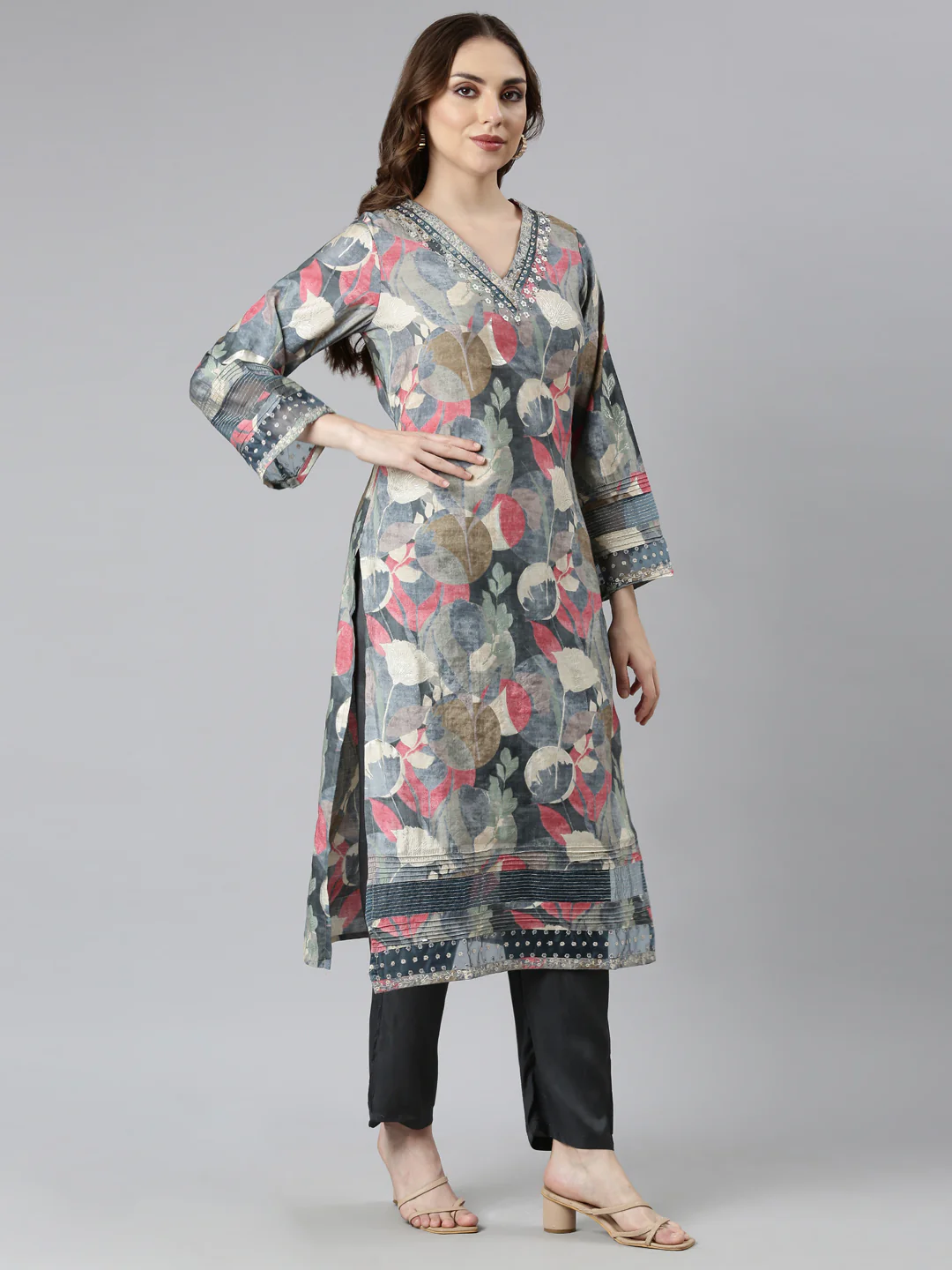 Neerus Grey Regular Straight Floral Kurta And  Trousers With Dupatta - Image 2
