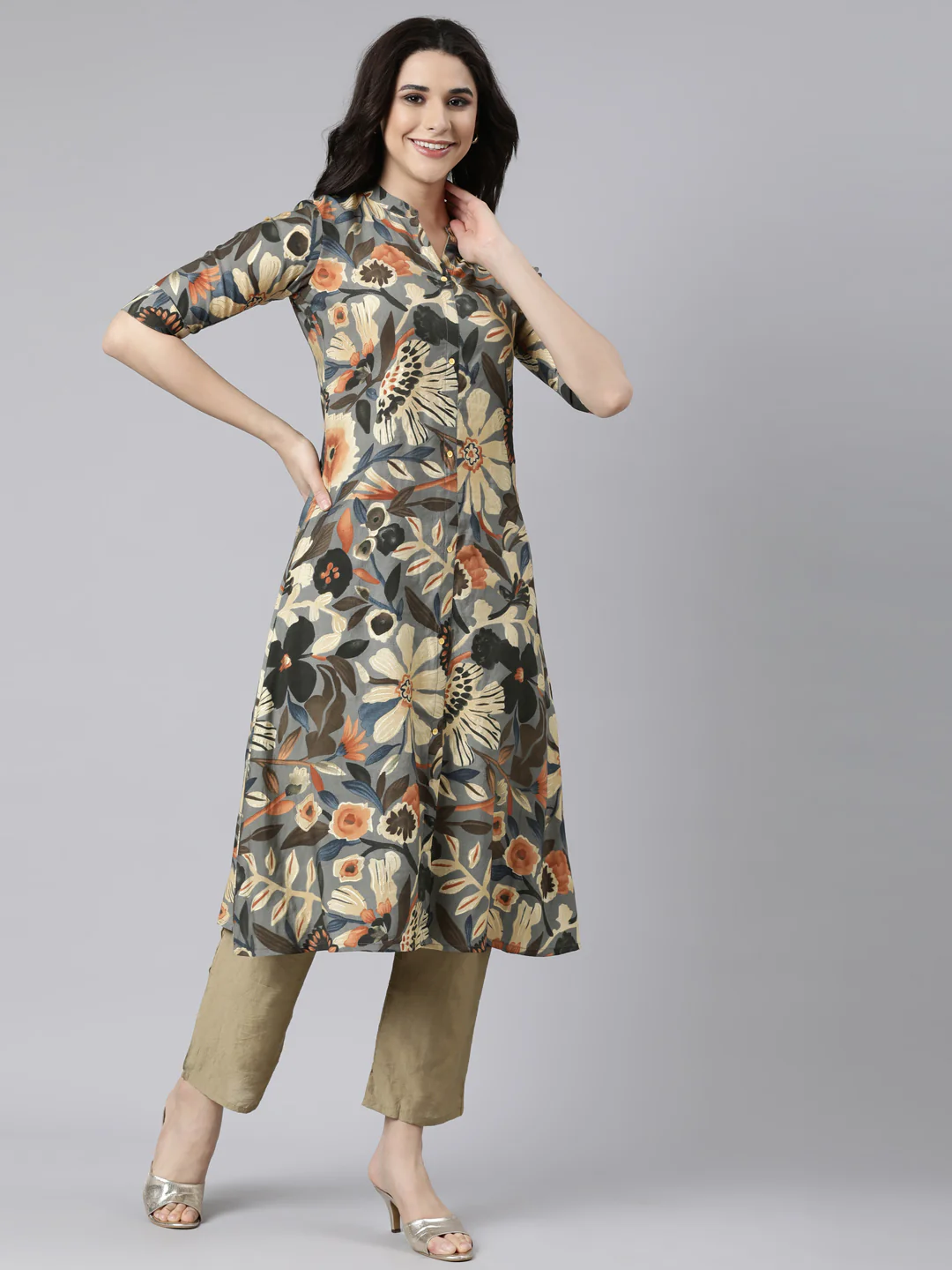 Neerus Grey Regular Straight Floral Kurta - Image 2