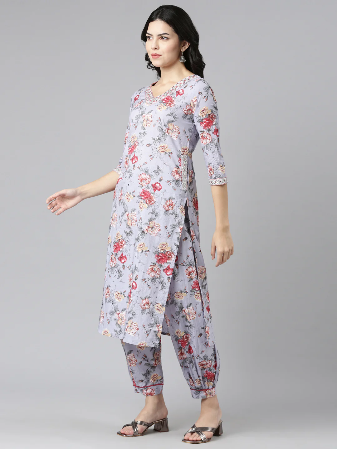 Neerus Grey Regular Straight Printed Kurta And Salwar With Dupatta - Image 2