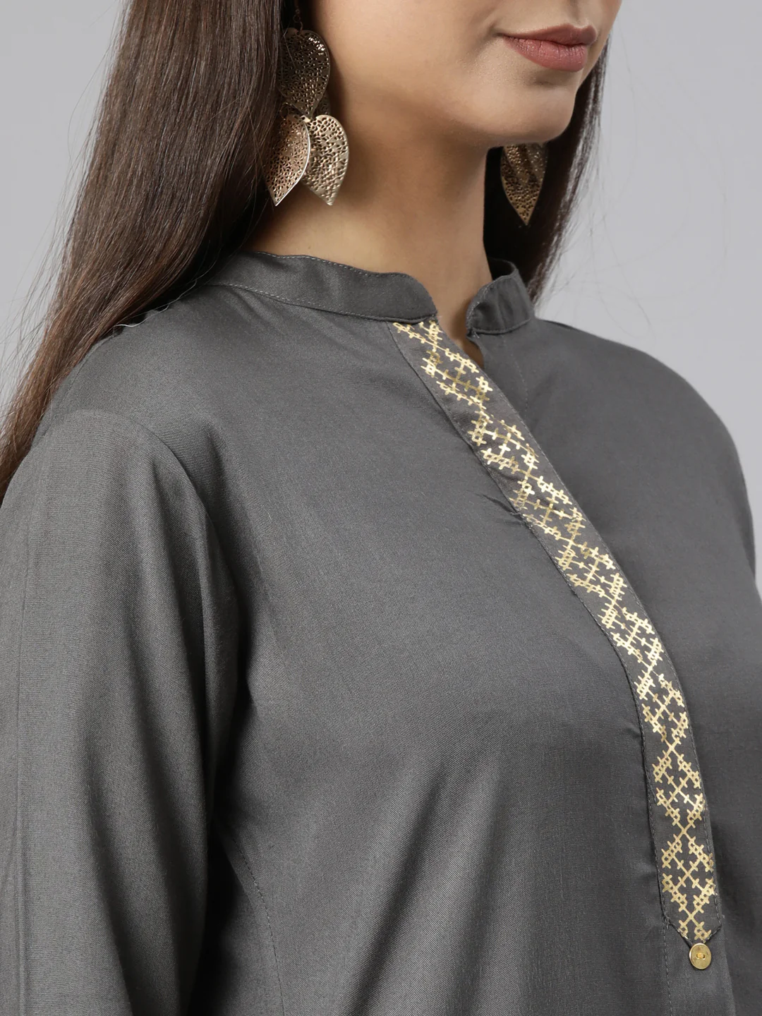Neerus Grey Regular Straight Solid Kurta - Image 4