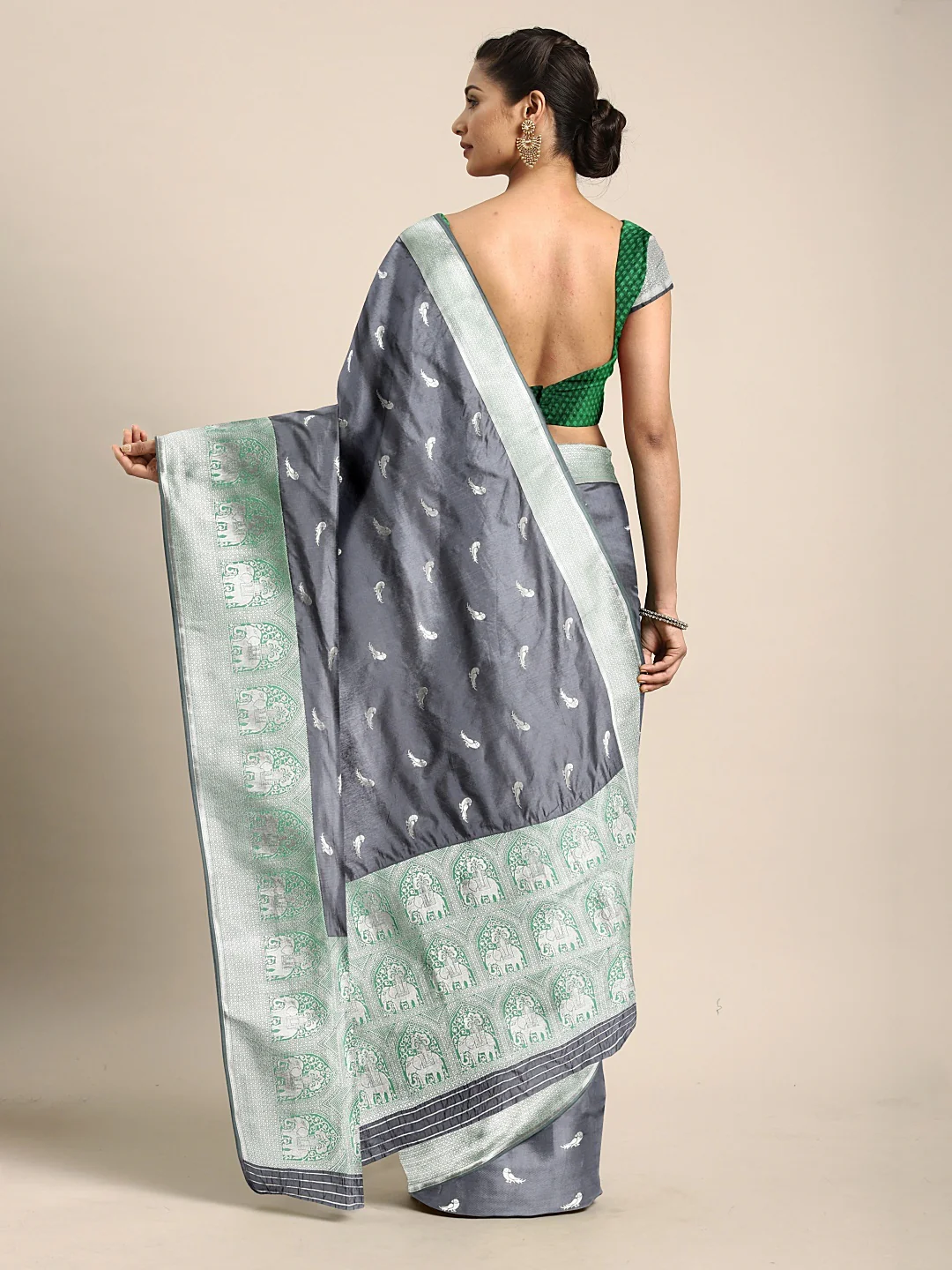 Neerus Grey Textured Saree With Blouse - Image 2