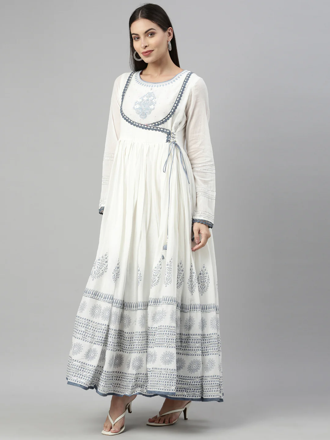 Neerus Indigo Color Cotton Fabric Kurta With Dupatta - Image 3