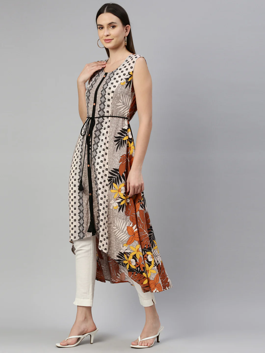 Neerus L Beige Color Rayon Fabric Kurta - Image 3
