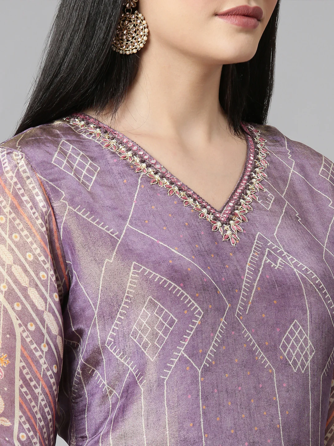 Neerus Lavender Casual Floral Straight Kurta and Trousers With Dupatta - Image 5