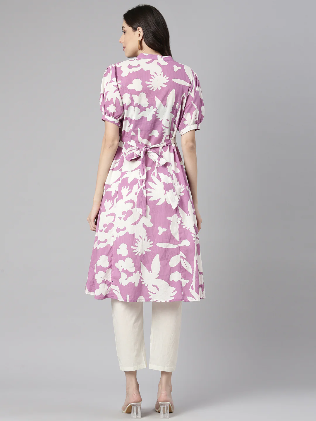 Neerus Lavender Casual Floral Straight Kurta - Image 3