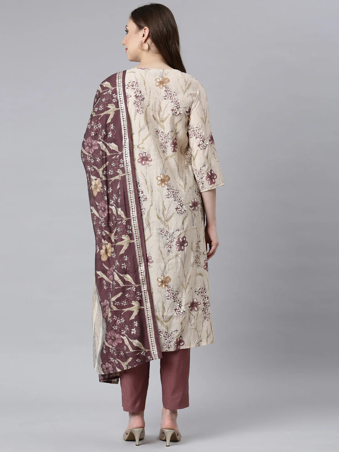 Neerus Lavender Panelled Straight Floral Kurta And Trousers With Dupatta - Image 5