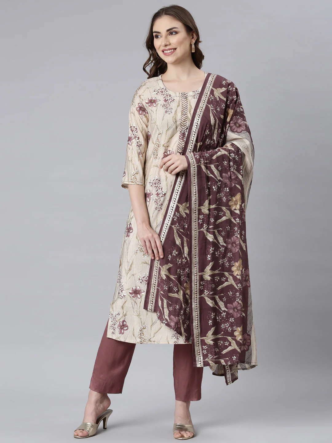 Neerus Lavender Panelled Straight Floral Kurta And Trousers With Dupatta - Image 6