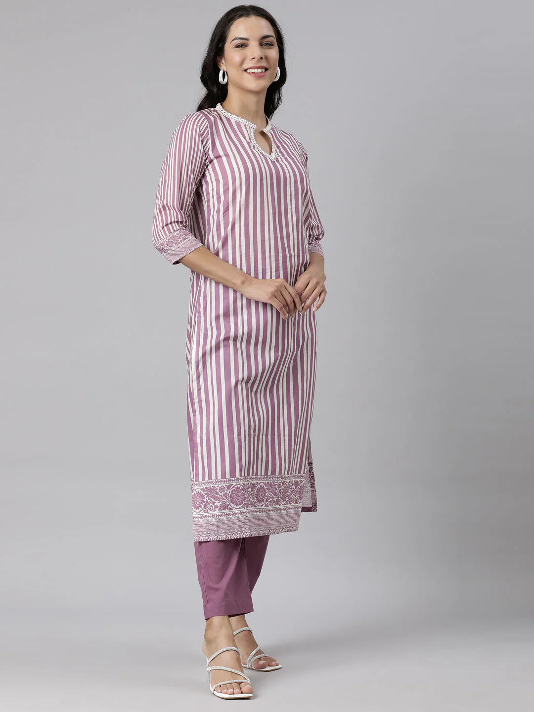 Neerus Lavender Panelled Straight Printed Kurta And Trousers With Dupatta - Image 3