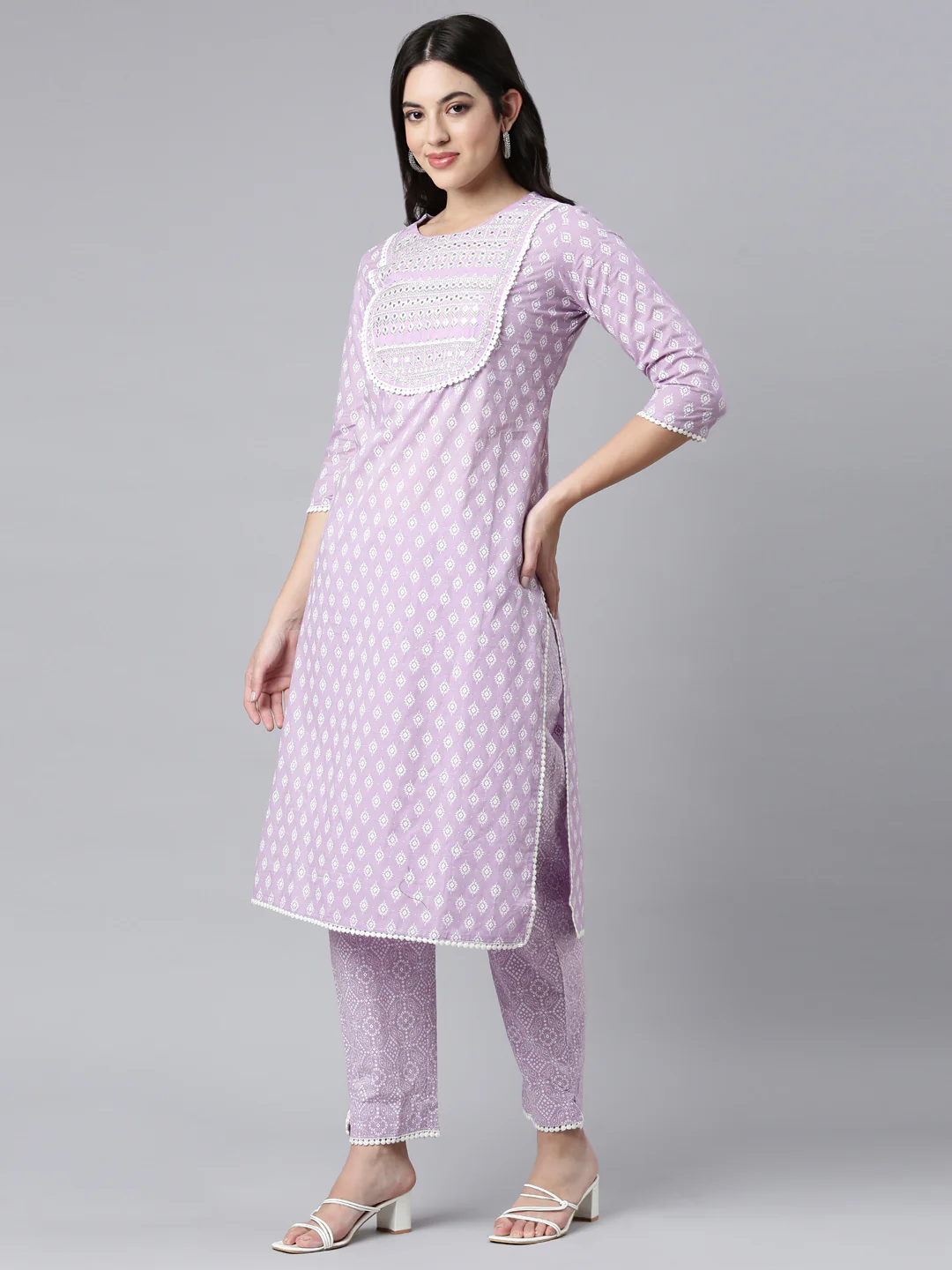 Neerus Lavender Regular Straight Floral Kurta And Trousers With Dupatta - Image 2
