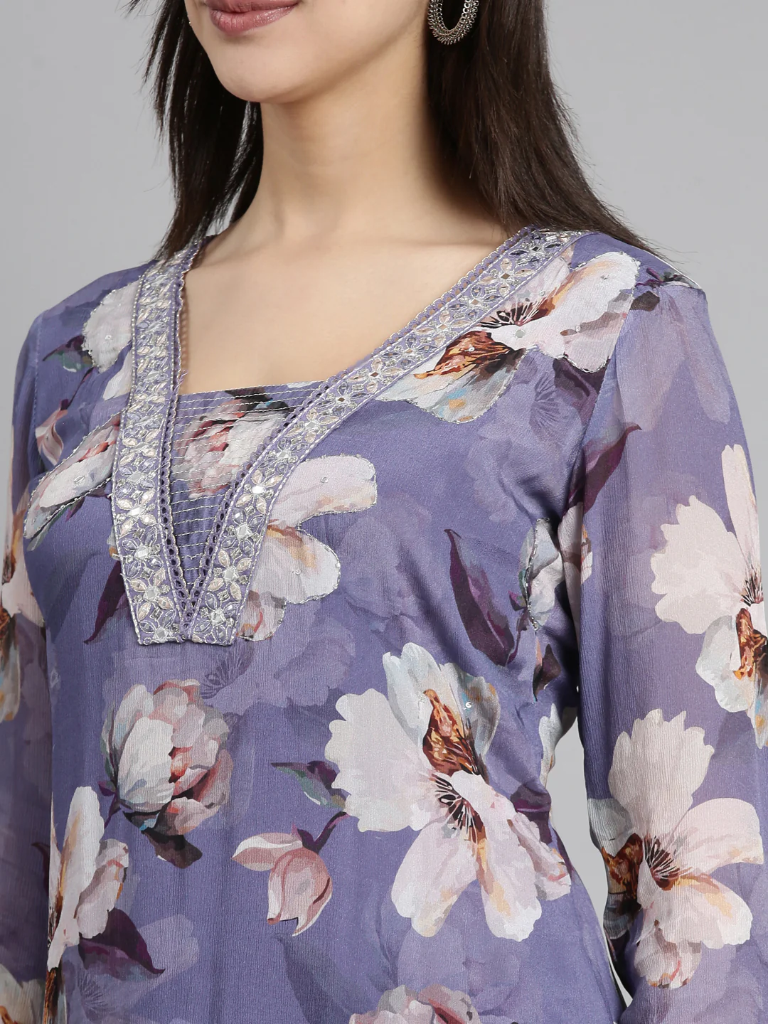 Neerus Lavender Regular Straight Floral Kurta And  Trousers With Dupatta - Image 4