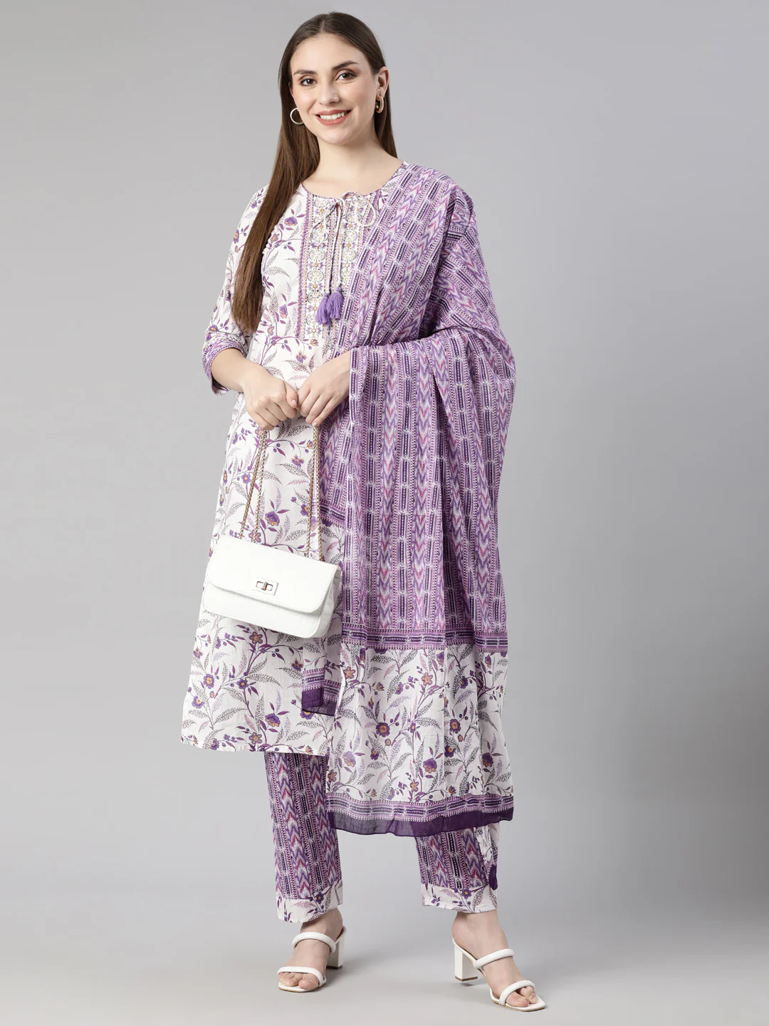 Neerus Lavender Regular Straight Floral Kurta And  Trousers With Dupatta - Image 4