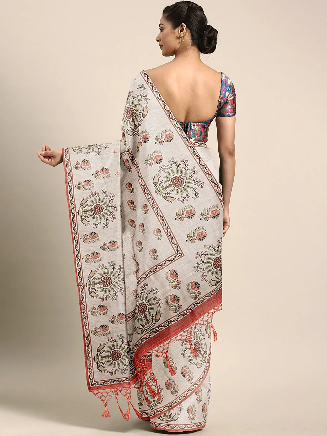 Neerus Light Grey Printed Saree With Blouse - Image 2
