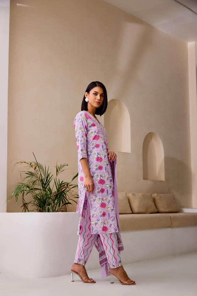 Neerus Lilac Straight Embellished Kurta And Trousers With Dupatta - Image 3