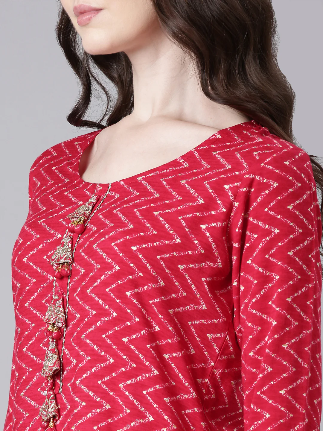 Neerus Magenta Casual Chevron Straight Kurta - Image 4
