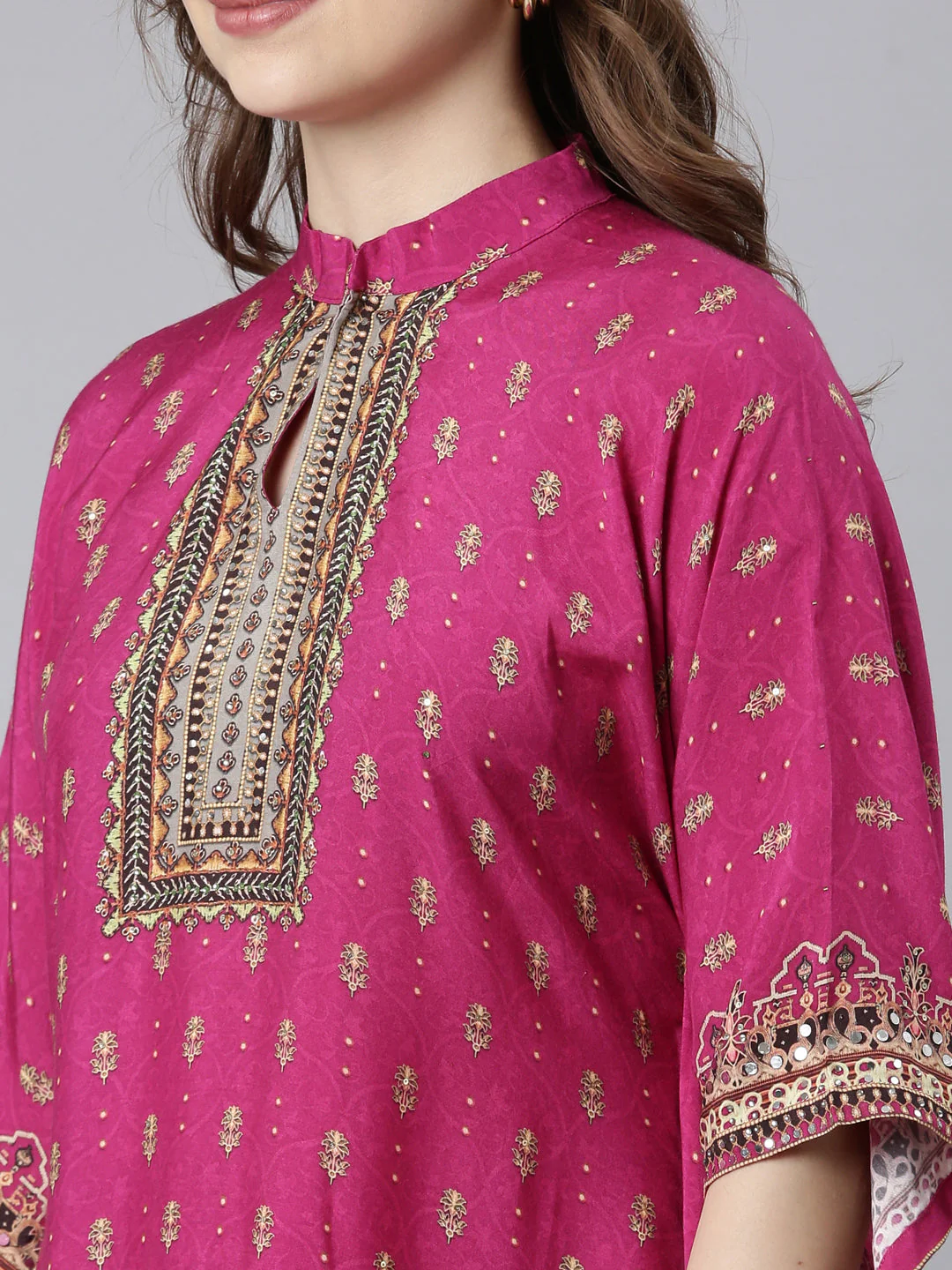 Neerus Magenta Panelled Straight Floral Kurta And Palazzos - Image 2