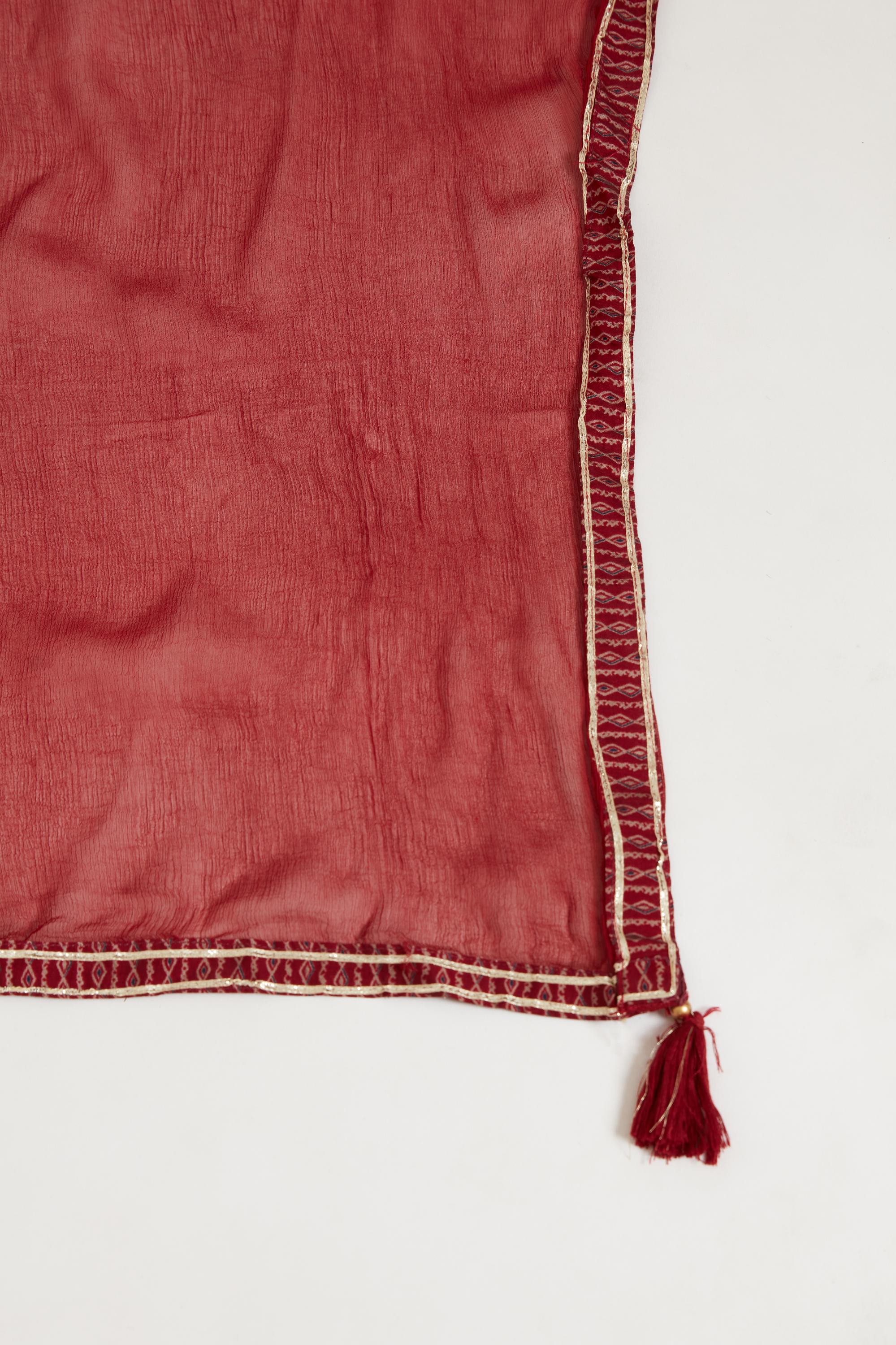 Neerus Maroon Color Model Fabric Suit - Image 7