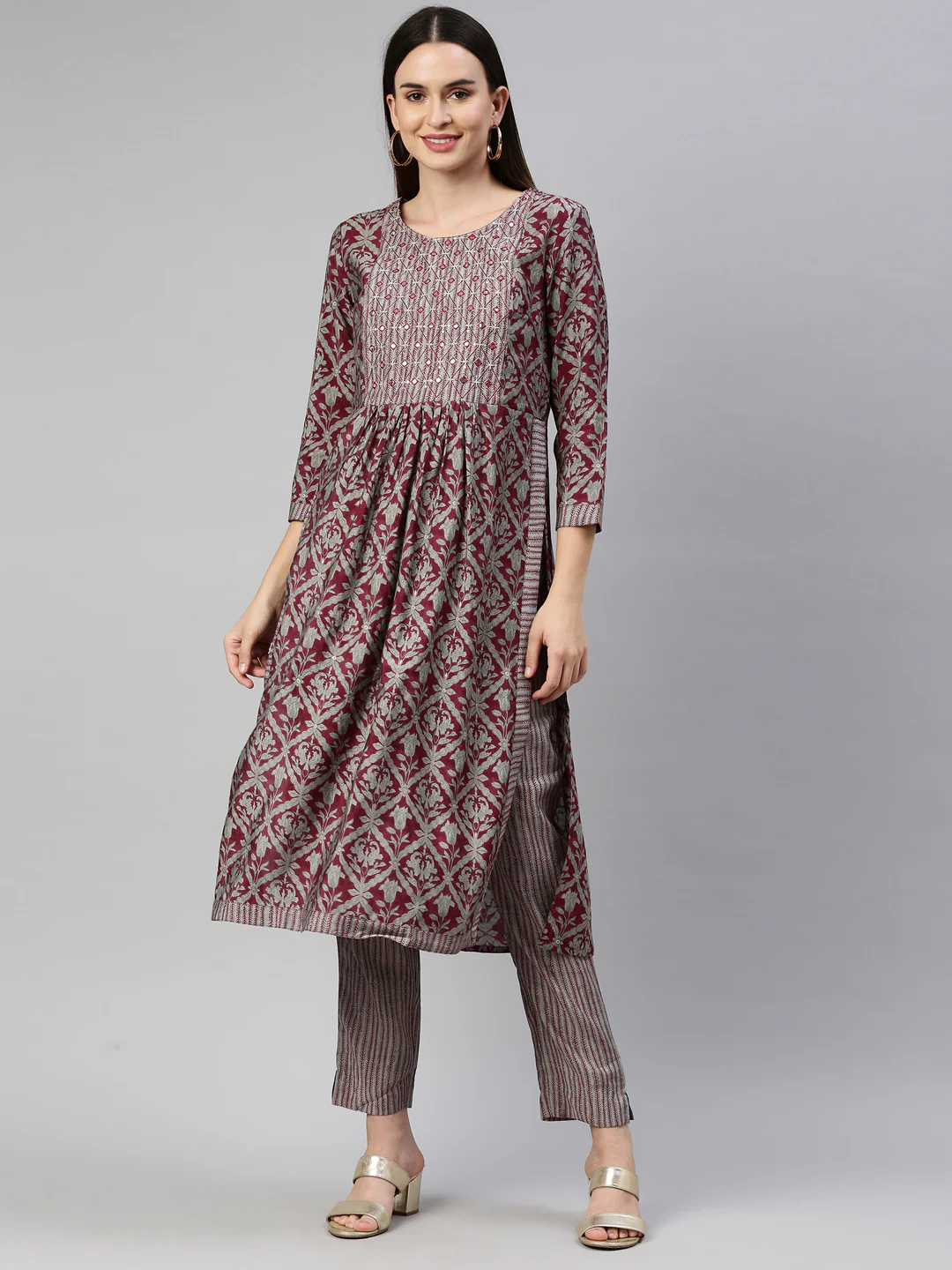 Neerus Maroon Color Muslin Fabric Kurta Set - Image 10