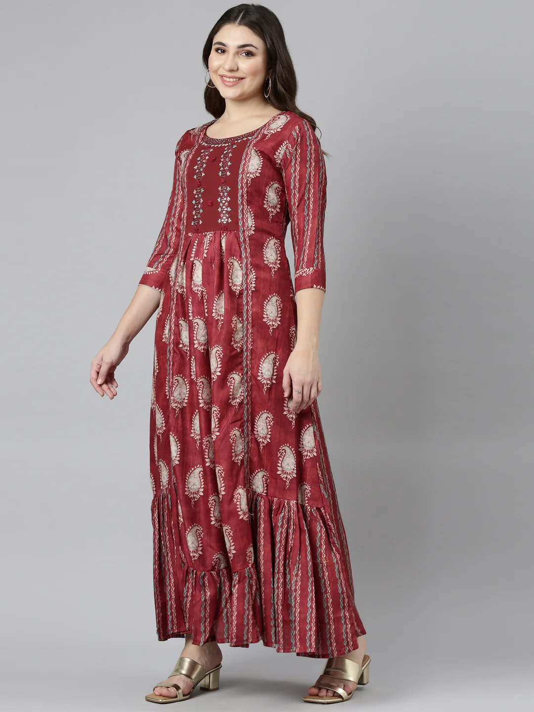 Neerus Maroon Flared Casual Printed Dress - Image 2