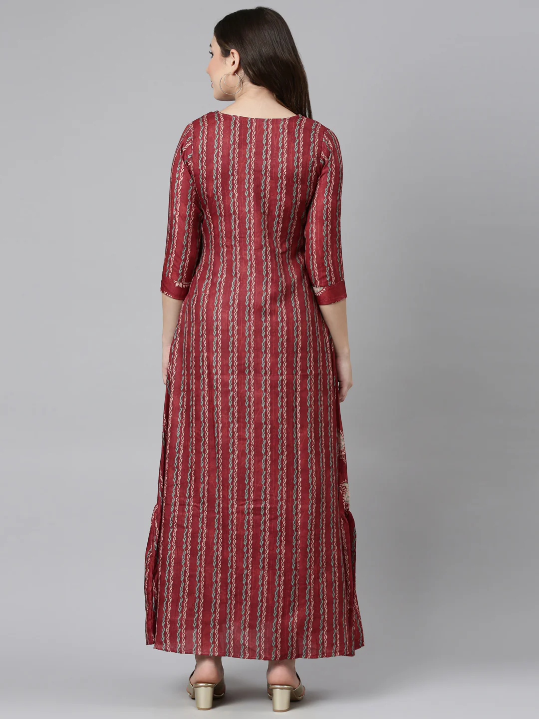 Neerus Maroon Flared Casual Printed Dress - Image 3