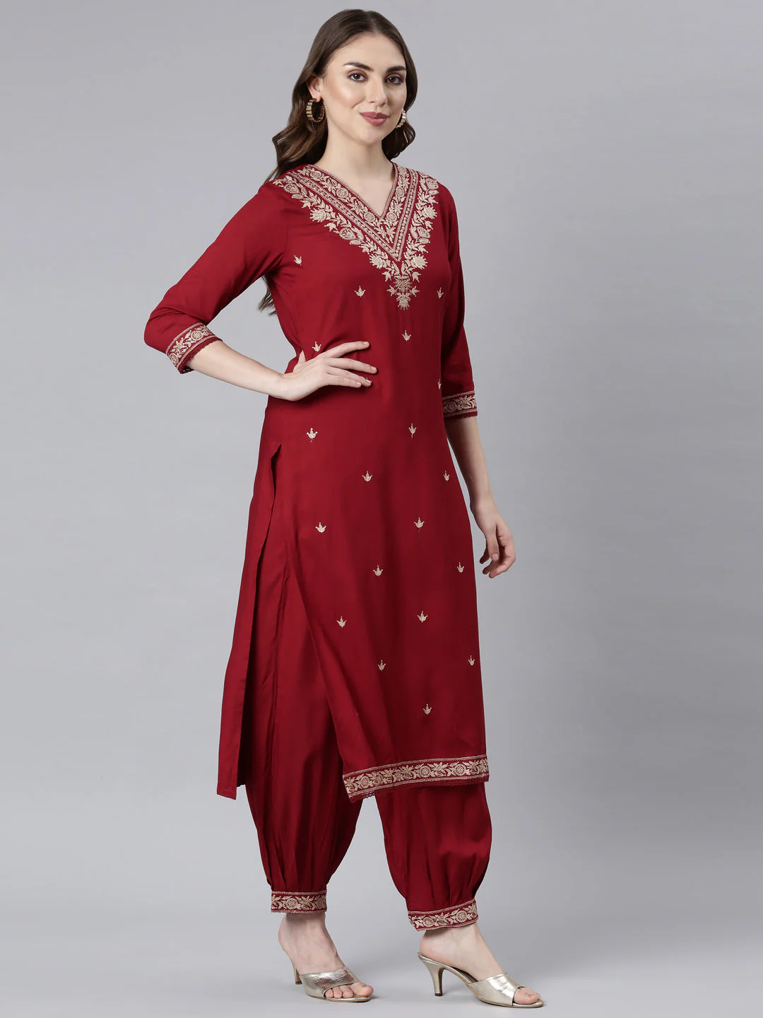 Neerus Maroon Panelled Straight Ethnic Motifs Kurta And Churidar With Dupatta - Image 3