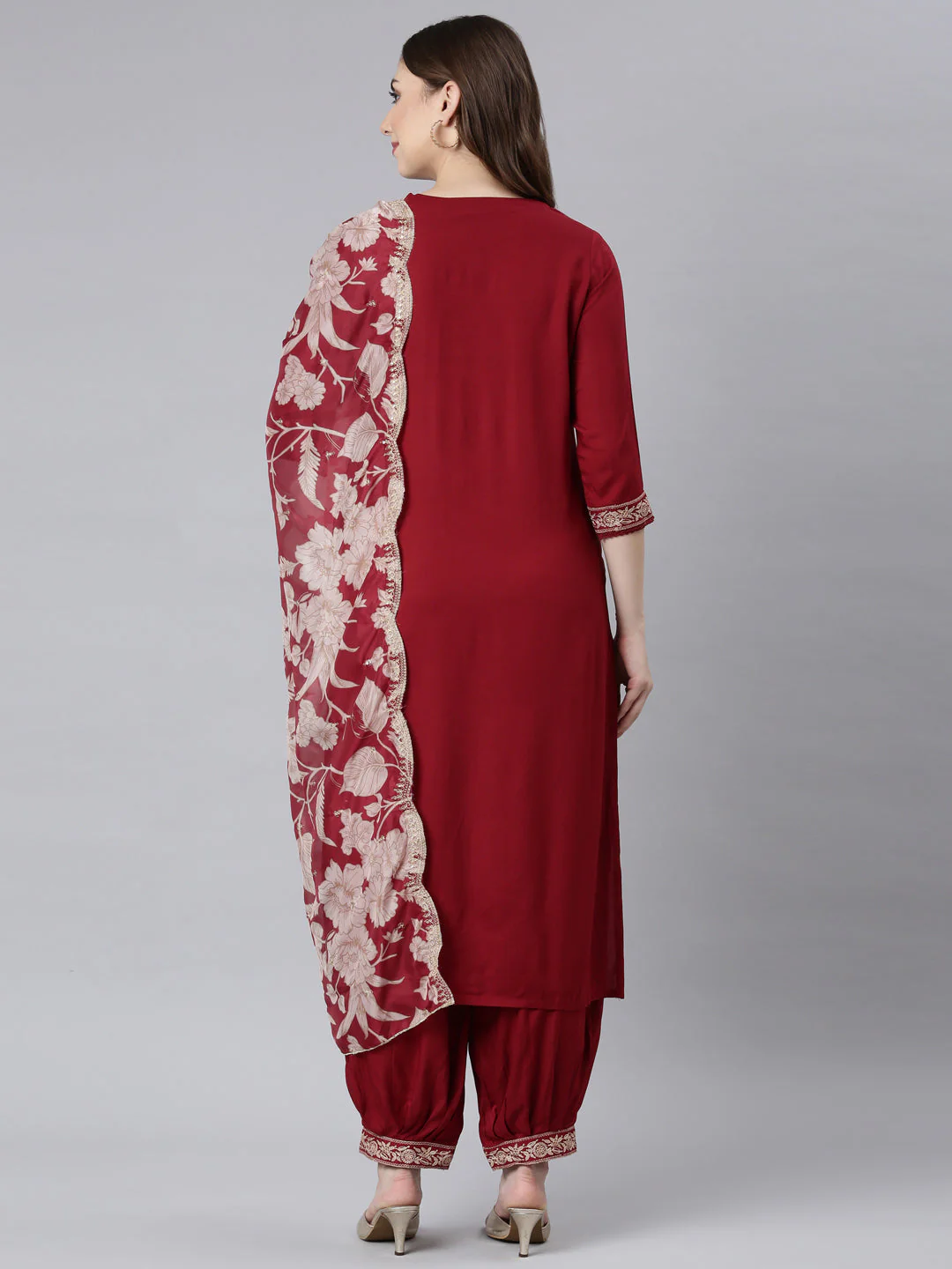 Neerus Maroon Panelled Straight Ethnic Motifs Kurta And Churidar With Dupatta - Image 4