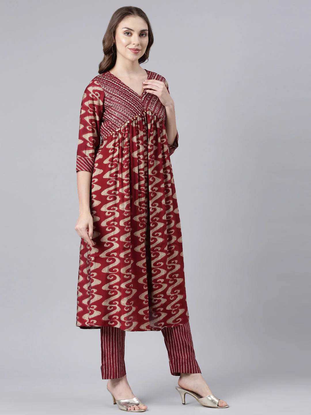 Neerus Maroon Panelled Printed Kurta And Trousers With Dupatta - Image 3