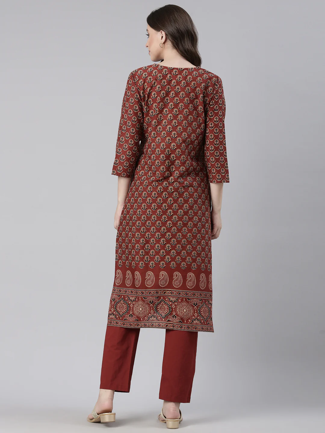 Neerus Maroon Printed Straight Kurta and Trousers - Image 3