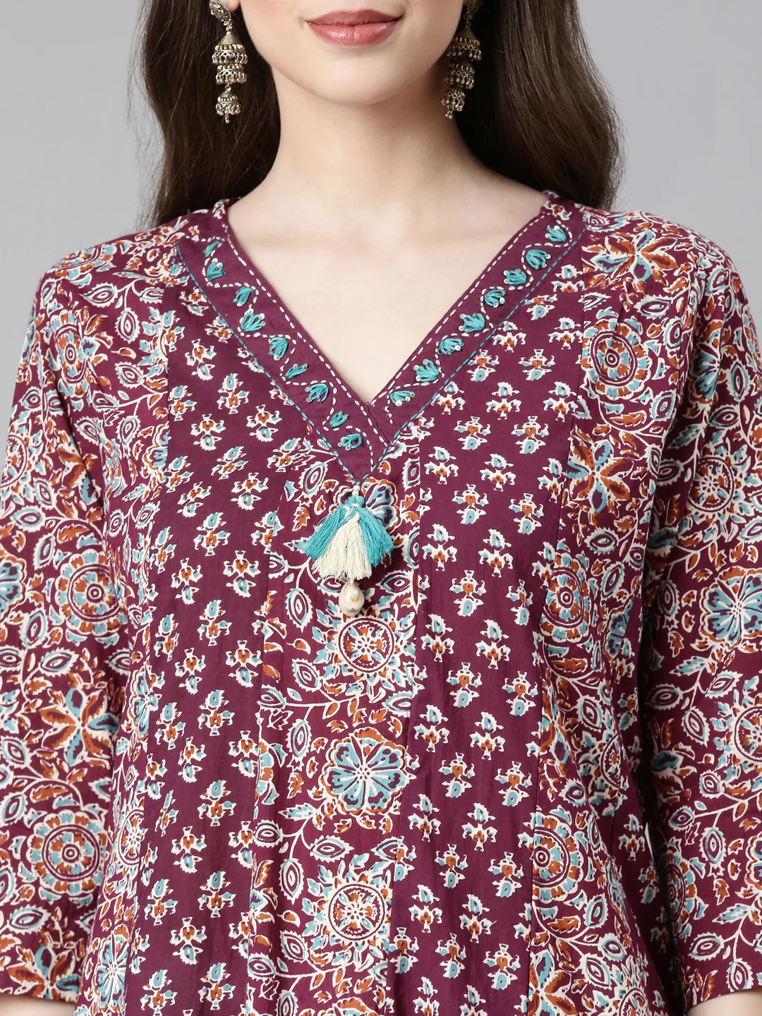 Neerus Maroon Printed Straight Kurta and Trousers With Dupatta - Image 4