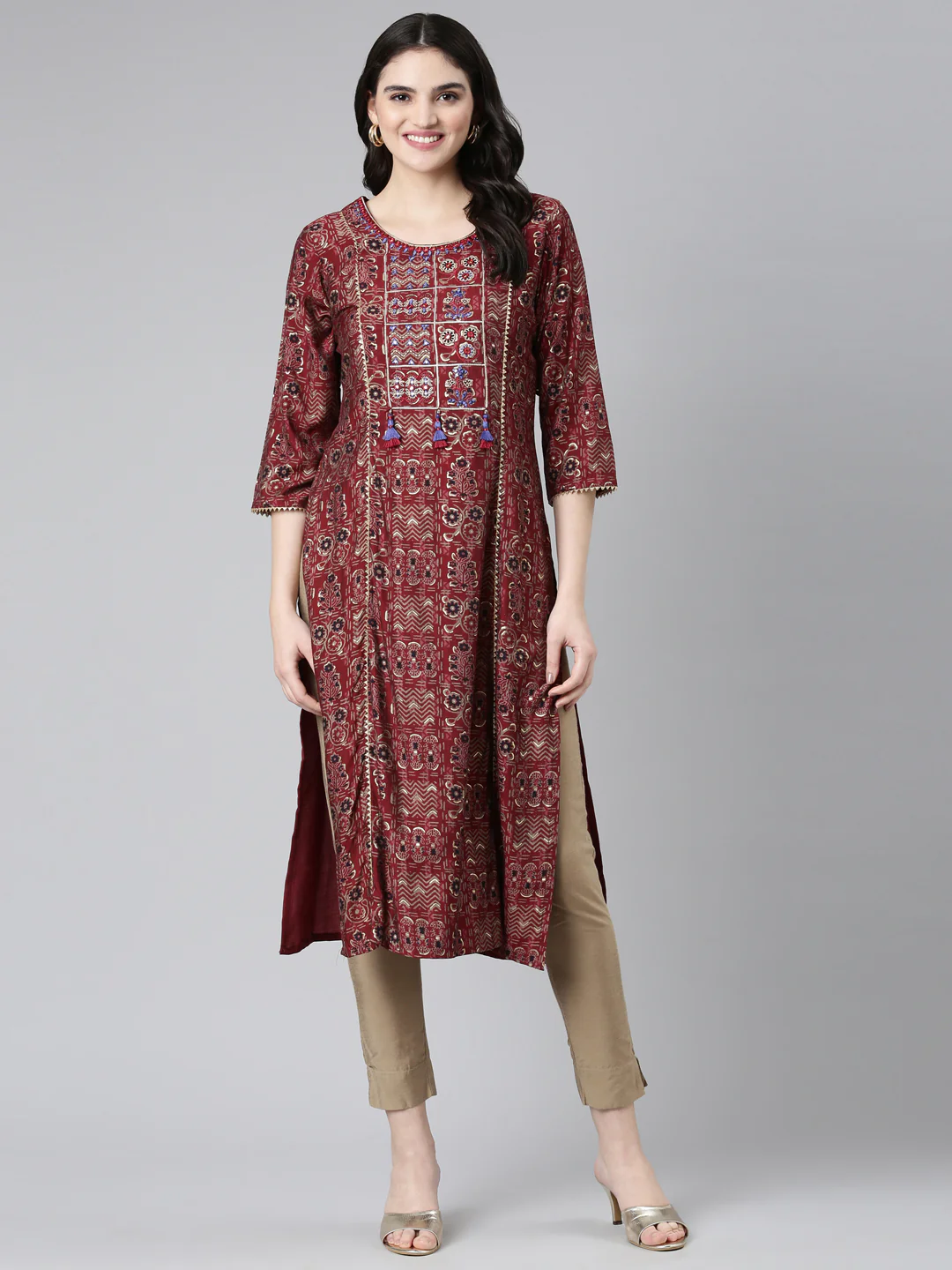 Neerus Maroon Regular Straight Printed Kurta - Image 5