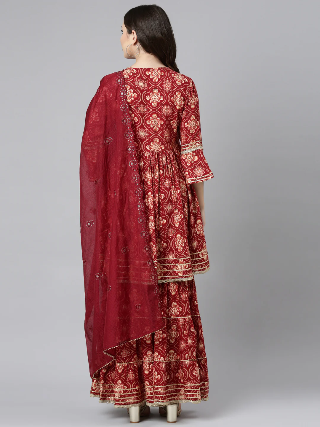 Neerus Maroon Regular Straight Printed Kurta And Sharara With Dupatta - Image 3