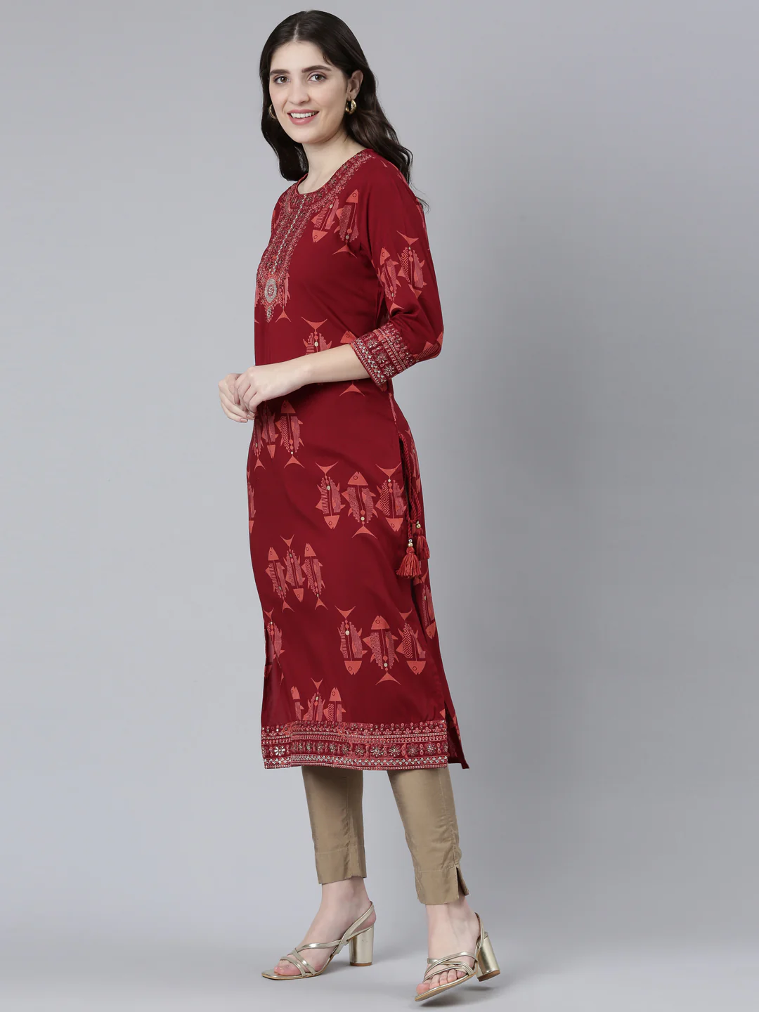 Neerus Maroon Regular Straight Printed Kurta - Image 2