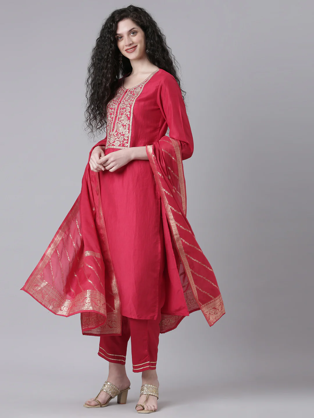 Neerus Maroon Solid Straight Kurta and Trousers With Dupatta - Image 6
