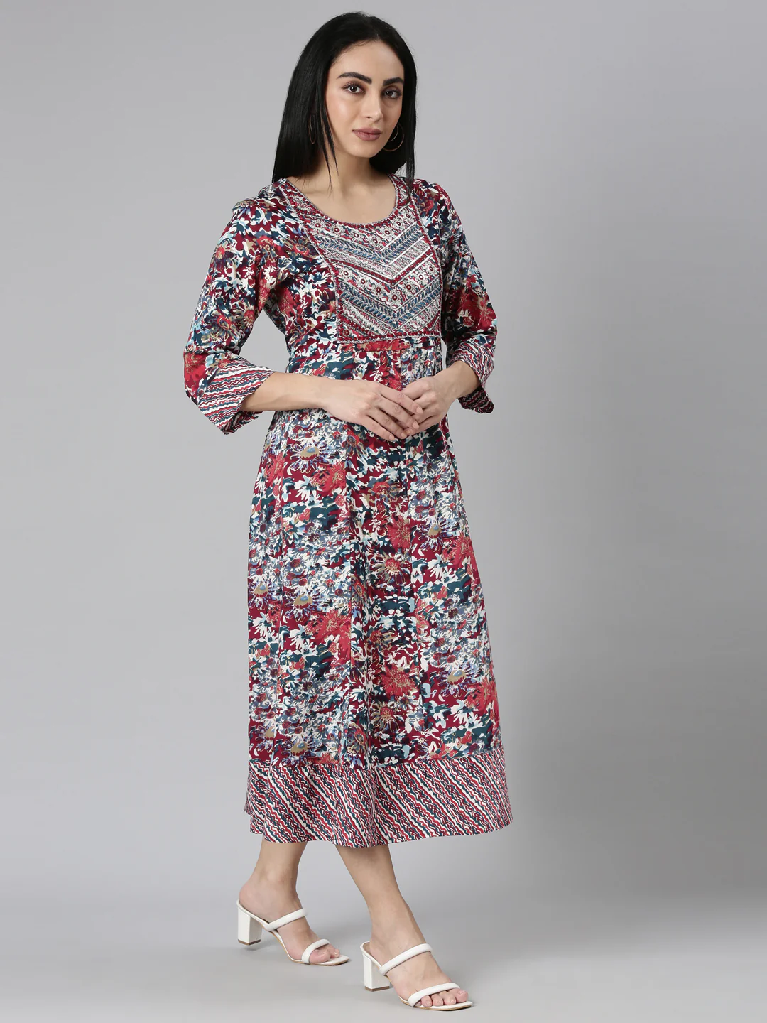 Neerus Maroon Straight Casual Floral Straight Kurta - Image 3
