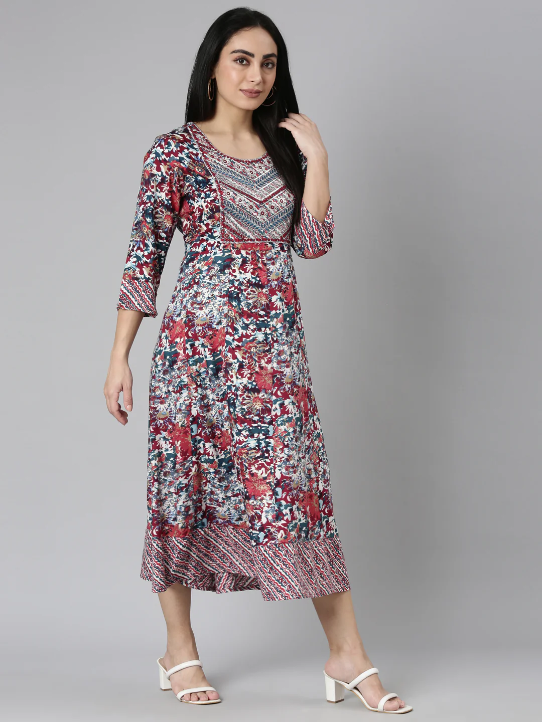 Neerus Maroon Straight Casual Floral Straight Kurta - Image 8
