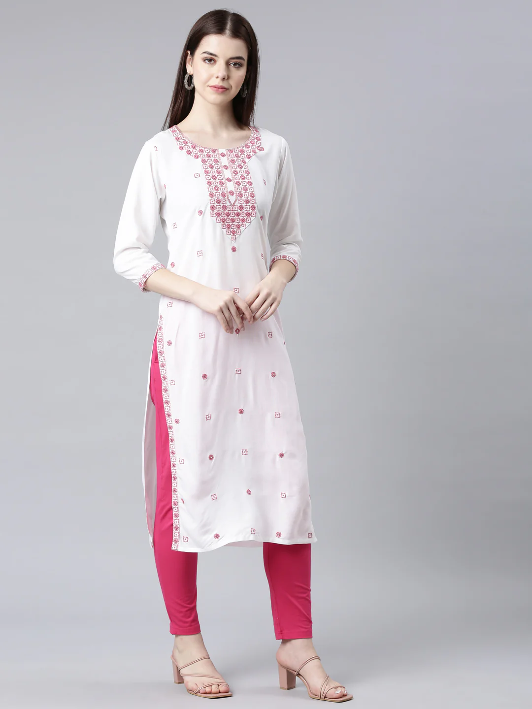 Neerus Maroon Straight Casual Solid Straight Kurta - Image 2