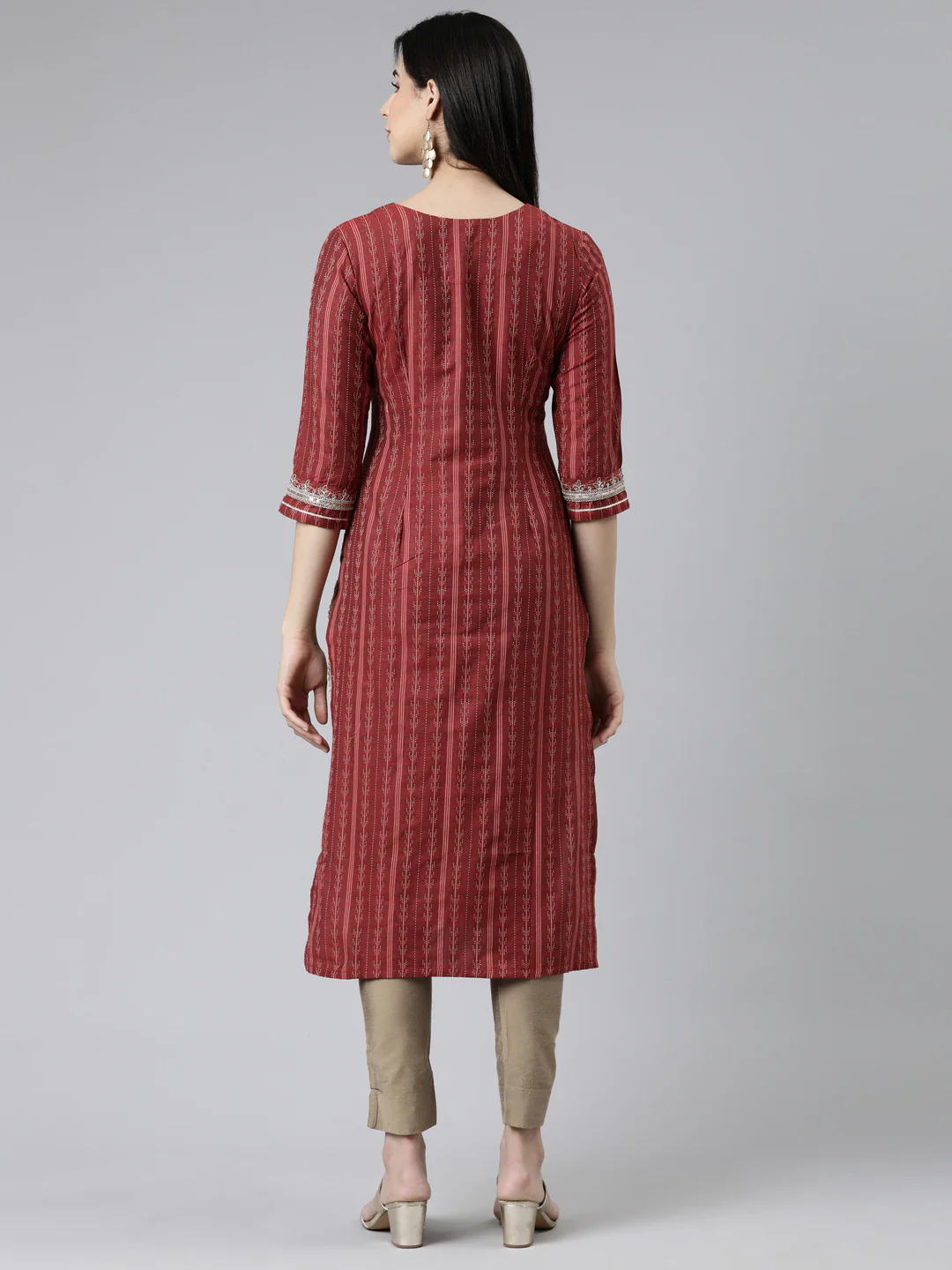 Neerus Maroon Straight Solid Cotton Kurta - Image 3