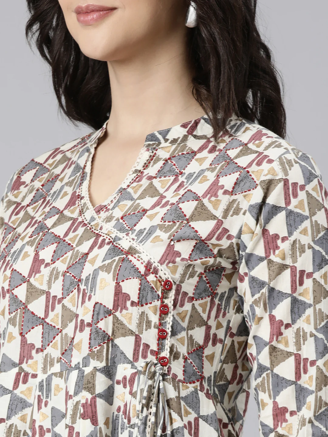 Neerus Multi Angrakha Straight Geometric Kurta And Trousers With Dupatta - Image 7