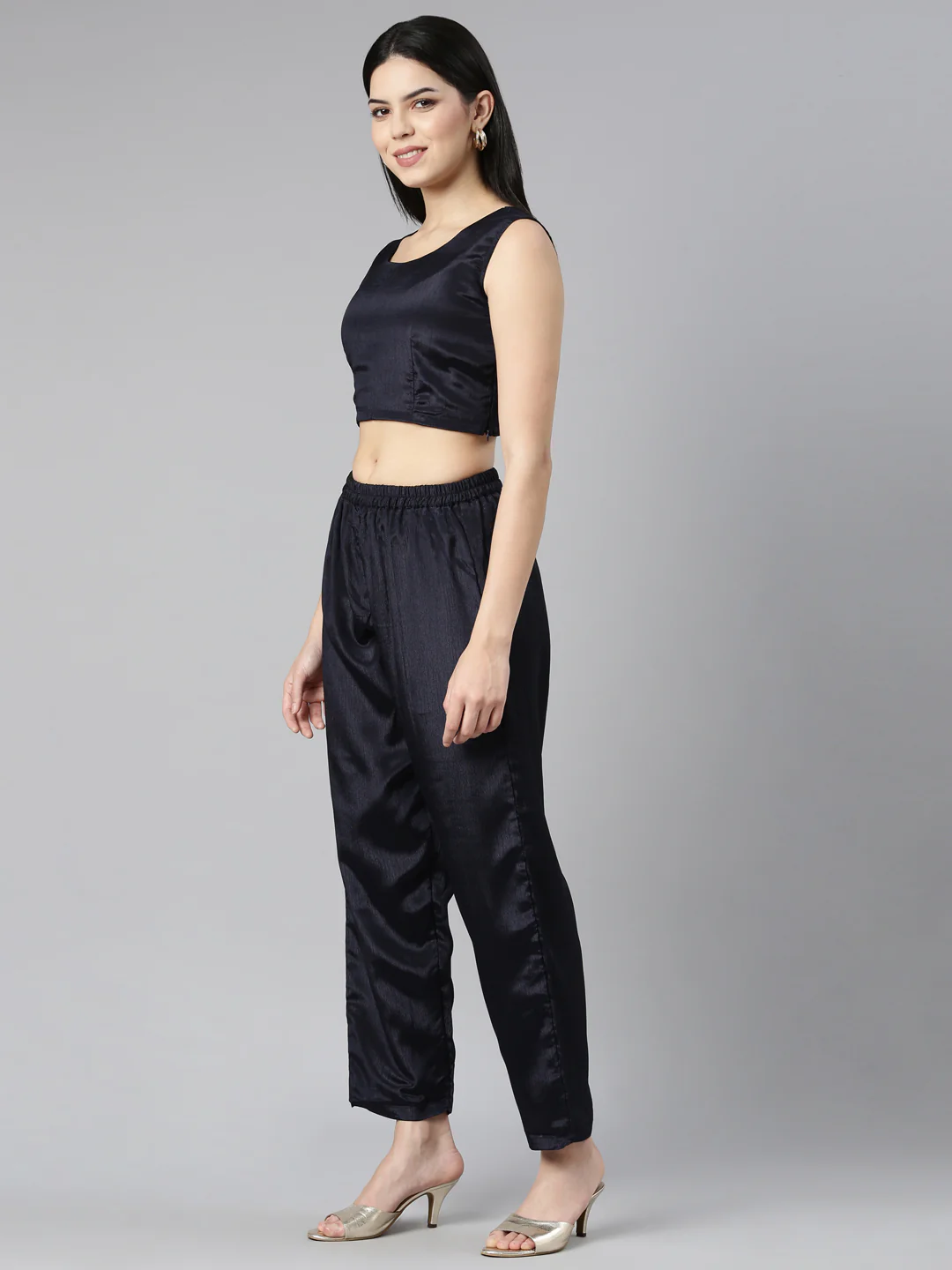 Neerus Multi Regular Straight Chevron Kurta And Trousers - Image 2