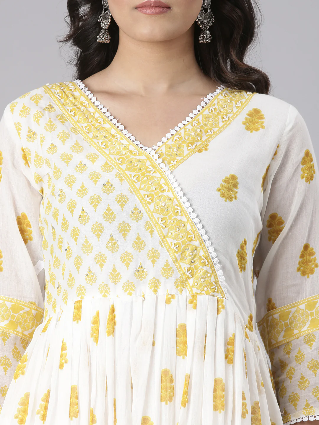 Neerus Mustard Printed Straight Kurta and Trousers With Dupatta - Image 4