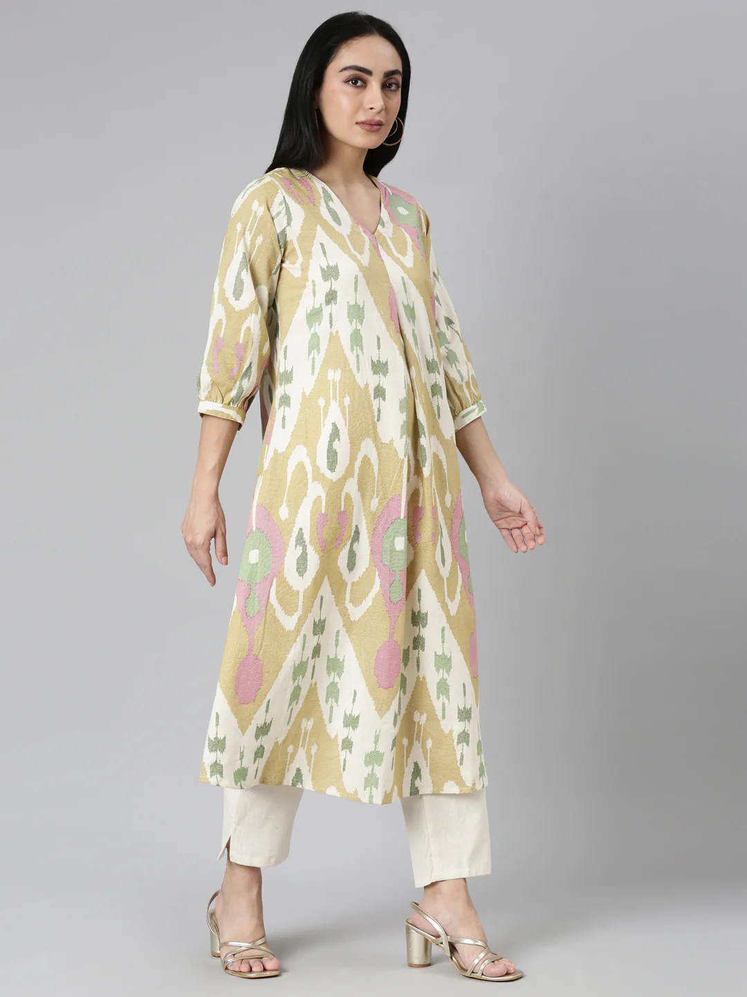 Neerus Mustard Regular Straight Printed Kurta and Trousers - Image 2