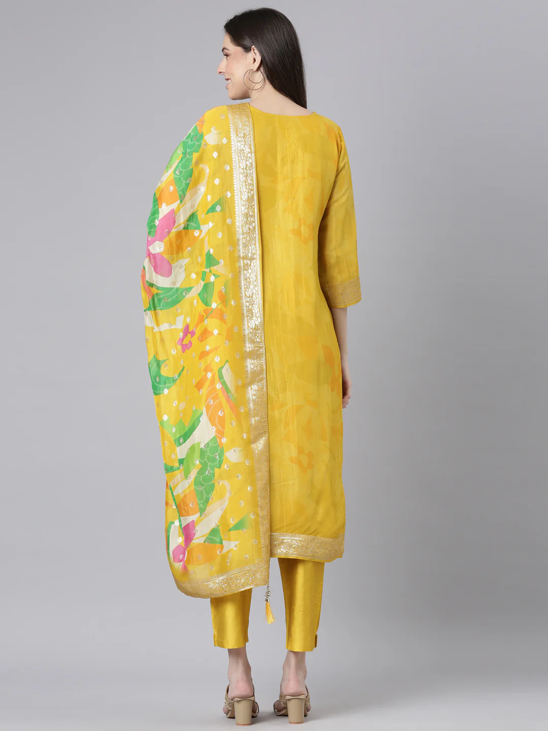 Neerus Mustard Solid Straight Kurta and Trousers With Dupatta - Image 3