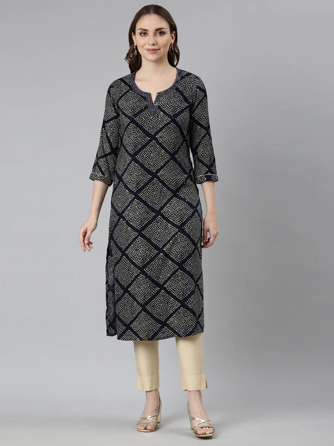 Neerus Navy Blue Panelled Straight Bandhani Kurta