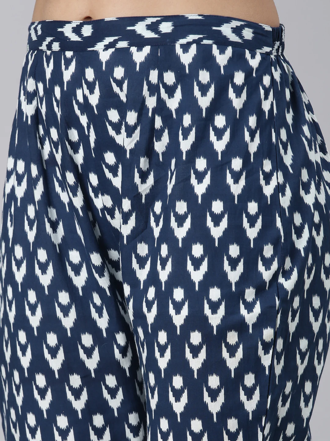 Neerus Navy Blue Printed Straight Kurta and Trousers - Image 6